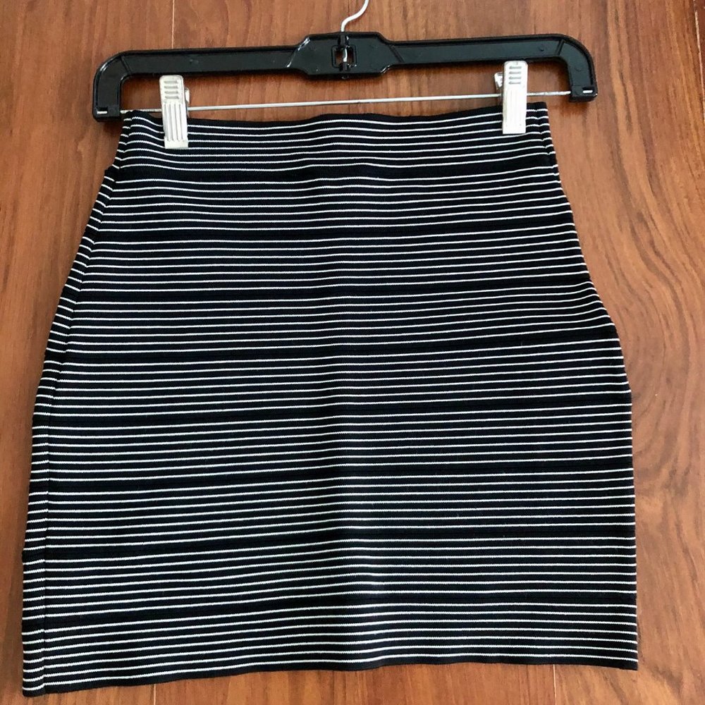 BCBGMaxAzria - Bandage Skirt Alisha